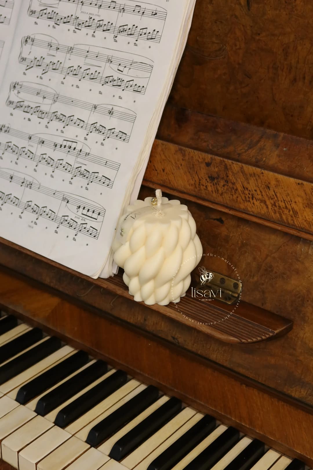 Свеча "Монэ" - Классика Без аромата